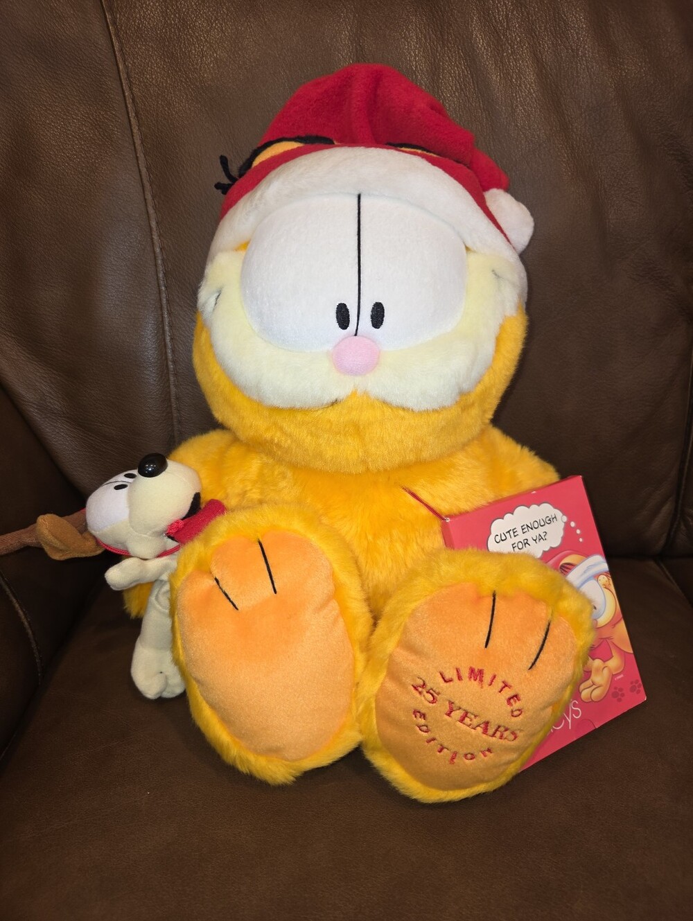Macy's 25th Anniversary Limited Edition Garfield & Odie Christmas Plush